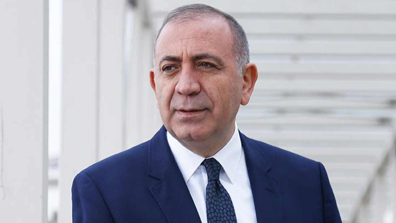 Gürsel Tekin'den adaylık sorusuna yanıt: Ben günübirlik politikacı değilim - Gerçek Gündem