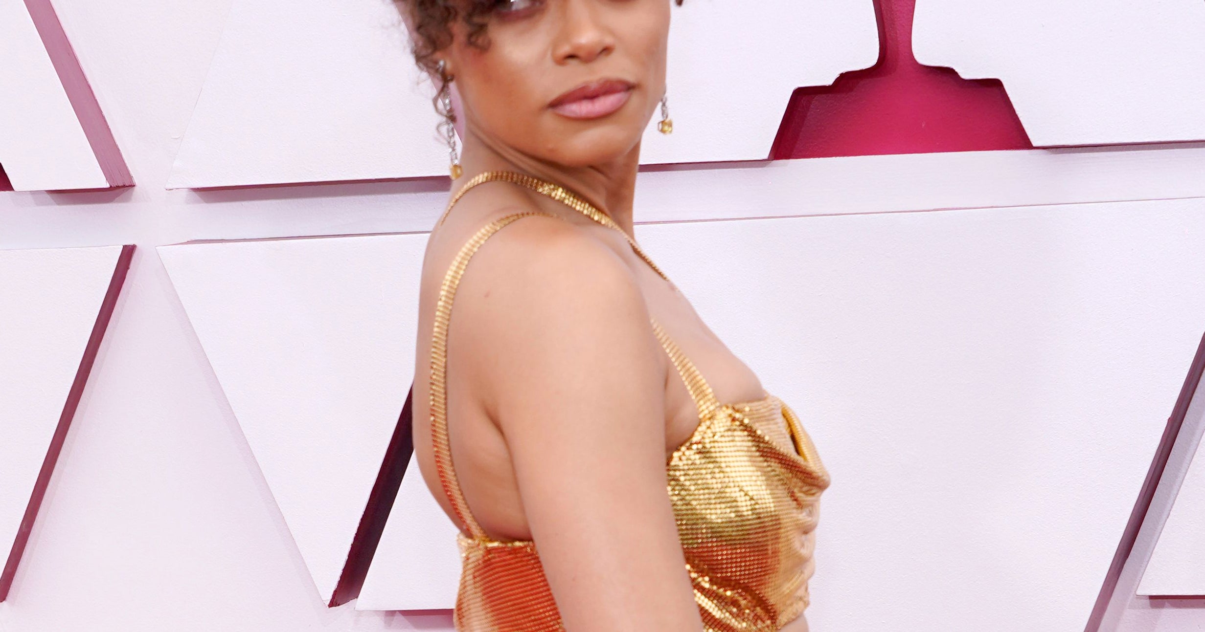 Andra Day Oscars Hair, Makeup, & Nails Details - Refinery29