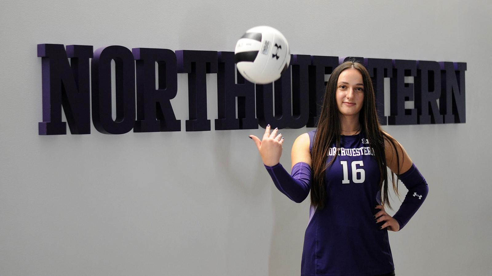 Buse Hazan Joins Northwestern Volleyball Roster - Northwestern Athletics